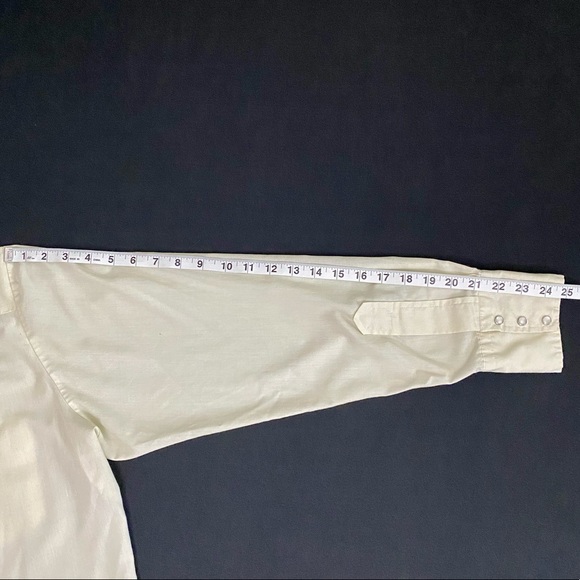 Vintage Offf White Embroidered Pearl Snap Button Down Shirt Size Medium. - Picture 4 of 6